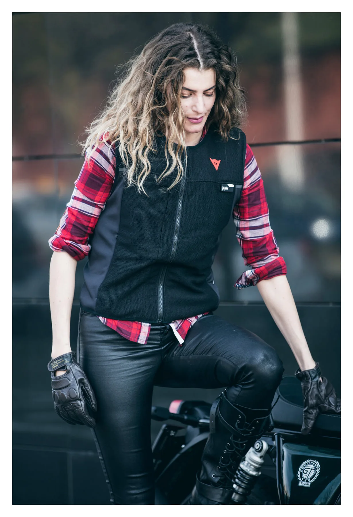 Dainese D-Air Smart Jacket V2 Woman 5 Dainese D-Air Smart Jacket V2 Woman - Image 5